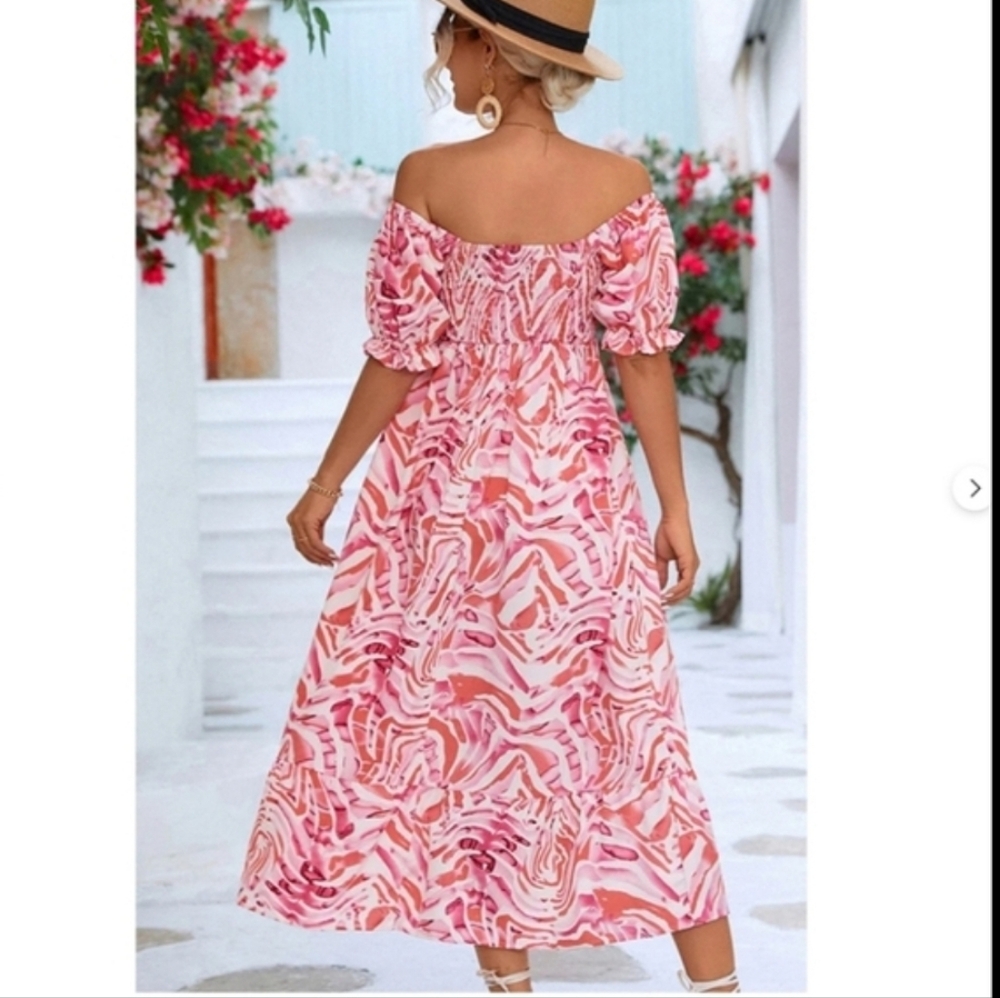 BeachSissi Smocked On or Off The Shoulder Midi Dress in Pink Swirl Sz S NWT - Picture 2 of 15